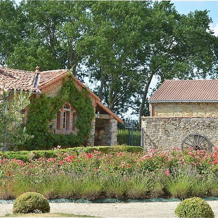B&B Domaine De La Corbe Bournezeau Exteriör bild