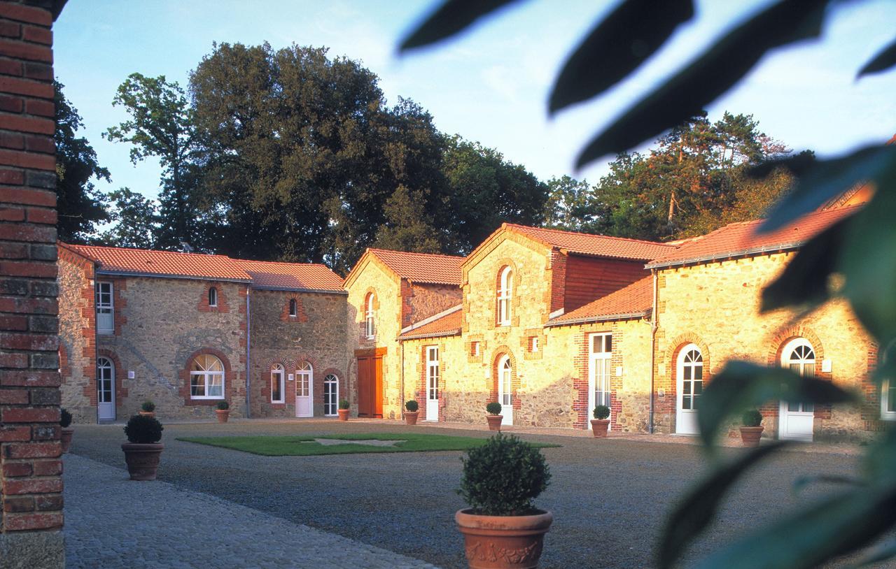 B&B Domaine De La Corbe Bournezeau Exteriör bild