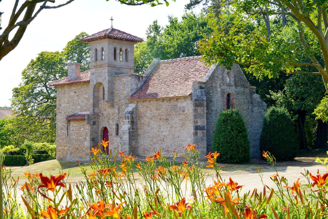 B&B Domaine De La Corbe Bournezeau Exteriör bild