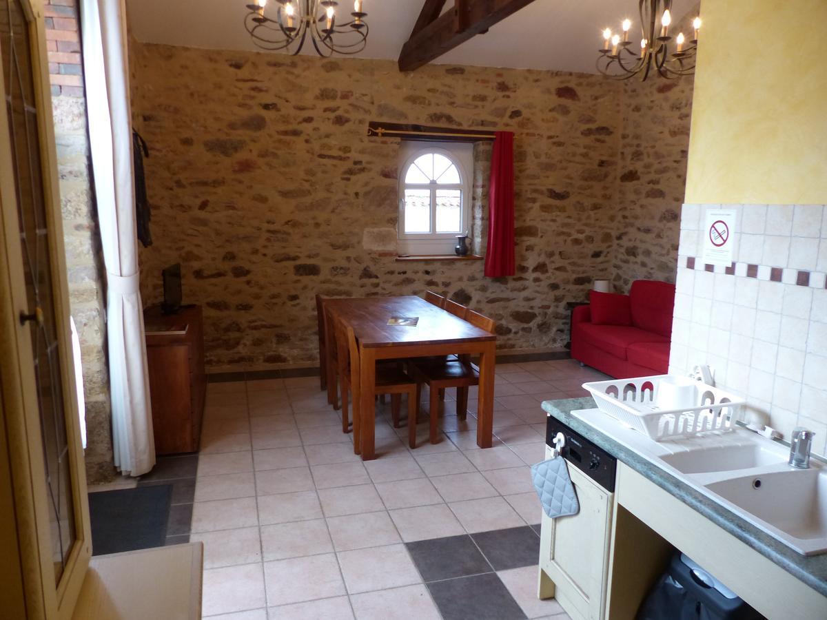 B&B Domaine De La Corbe Bournezeau Exteriör bild